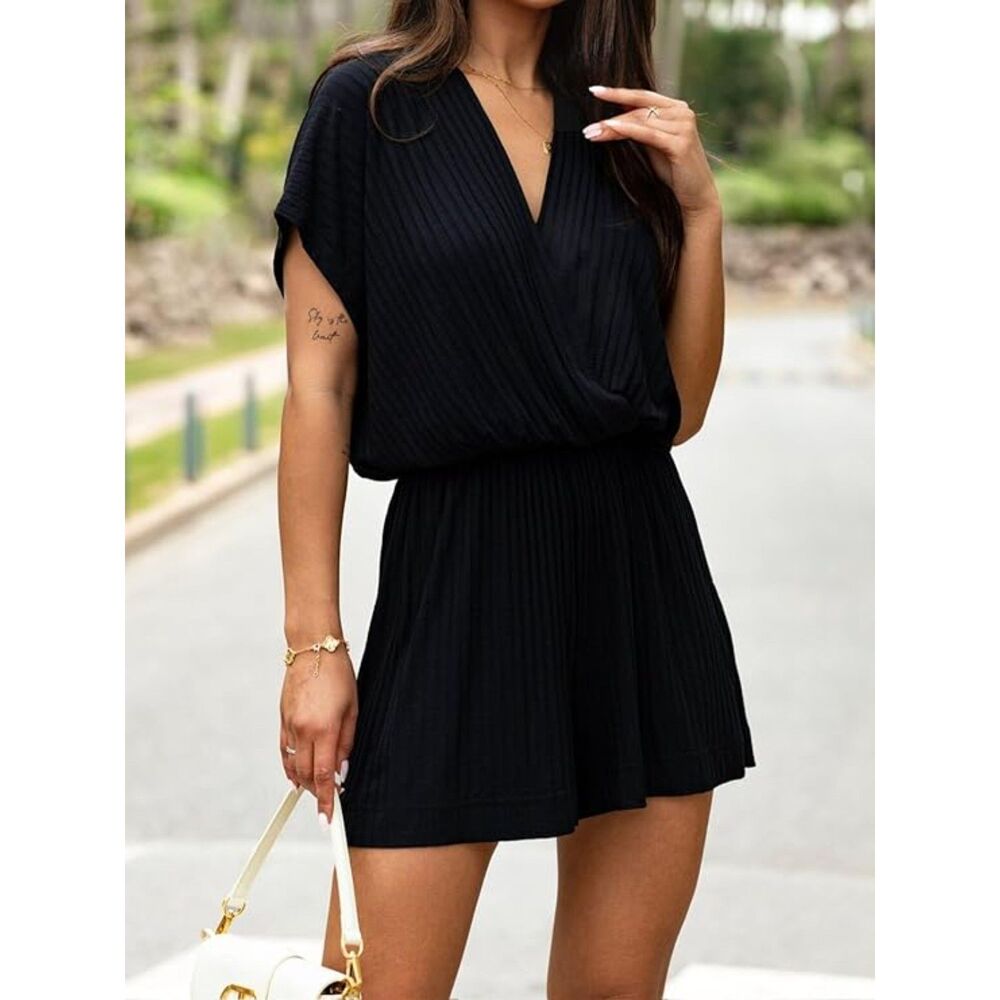 NWT- Smart Casual Comfortable Size M Black Chiffon Romper shorts Jumpsuit BLK